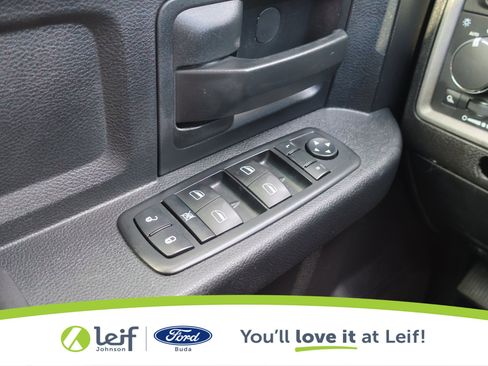 Used 2015 RAM 2500 Tradesman w/ Chrome Appearance Group image 16