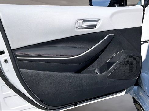 Used 2024 Toyota Corolla SE image 20