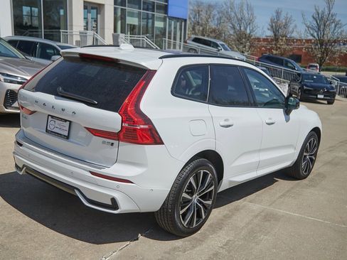 New 2025 Volvo XC60 B5 Plus w/ Protection Package Premier image 8