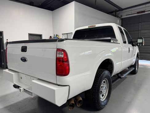 Used 2014 Ford F250 XL w/ Power Equipment Group image 6