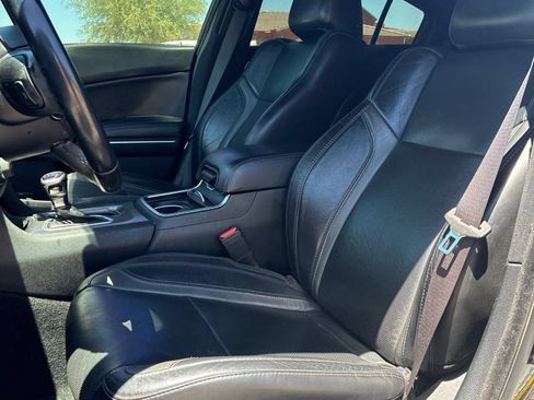 Used 2020 Dodge Charger SXT w/ Leather Interior Group RWD image 6