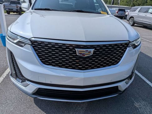 Used 2020 Cadillac XT6 Premium Luxury FWD image 15