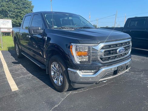 Used 2021 Ford F150 XLT w/ Equipment Group 302A High AWD/4WD image 3