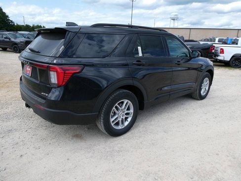 New 2026 Ford Explorer Active AWD/4WD image 6
