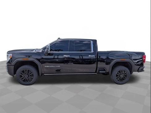 Used 2022 GMC Sierra 2500 Denali w/ Denali Black Diamond Edition AWD/4WD image 7