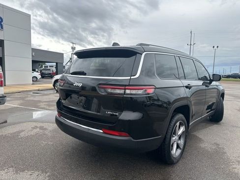 Used 2022 Jeep Grand Cherokee L Limited AWD/4WD image 18
