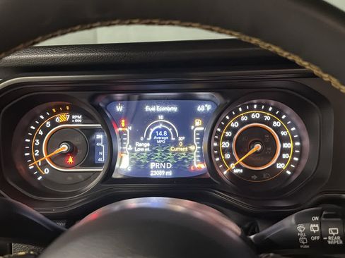 Used 2024 Jeep Wrangler Unlimited Sport AWD/4WD image 14