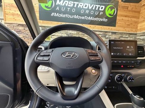 Certified 2026 Hyundai Venue SEL FWD image 20