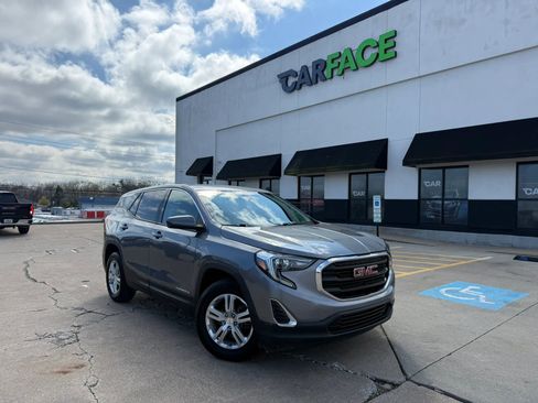 Used 2018 GMC Terrain SLE image 1