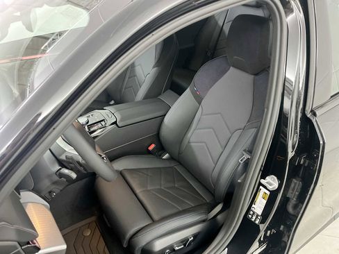 New 2026 BMW 530i xDrive w/ M Sport Package AWD/4WD image 19
