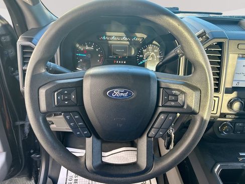 Used 2018 Ford F150 XL w/ Equipment Group 101A Mid AWD/4WD image 24