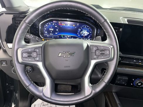 Used 2025 Chevrolet Silverado 1500 LT Trail Boss w/ Protection Package AWD/4WD image 16