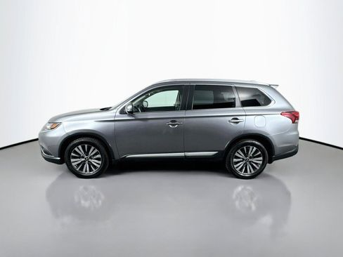 Used 2019 Mitsubishi Outlander SEL FWD image 2