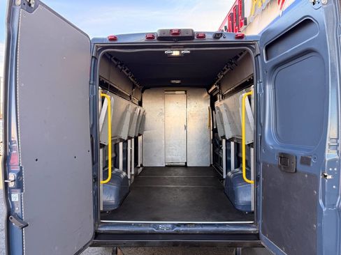 Used 2019 RAM ProMaster 2500 image 7