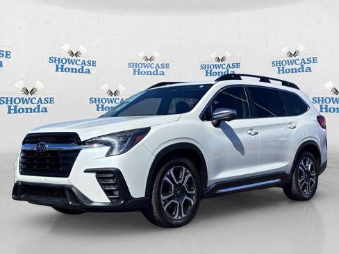 Used 2023 Subaru Ascent Limited w/ Technology Package AWD/4WD image 2