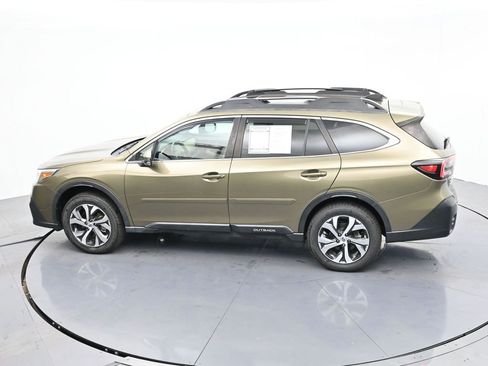 Used 2021 Subaru Outback Limited image 29