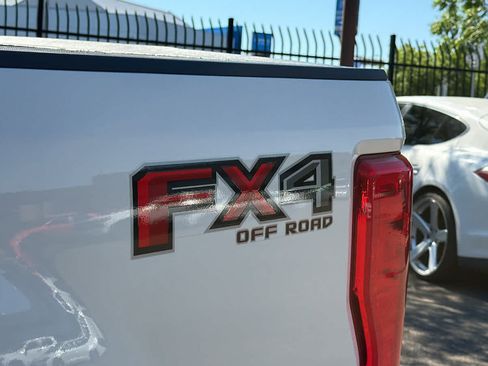 Used 2019 Ford F250 Lariat w/ Lariat Value Package AWD/4WD image 19