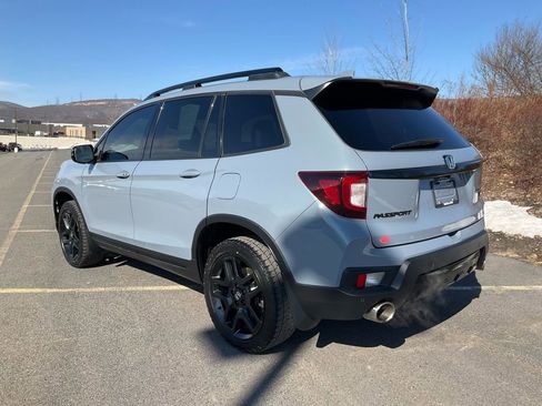 Used 2024 Honda Passport Black Edition image 28