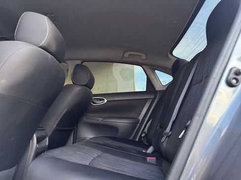 Used 2018 Nissan Sentra SV FWD image 18