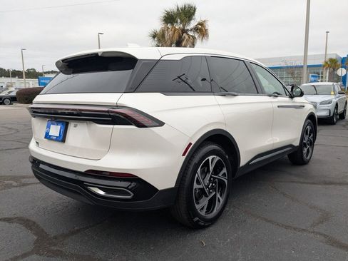 New 2026 Lincoln Nautilus Premier w/ Equipment Group 102A AWD/4WD image 4