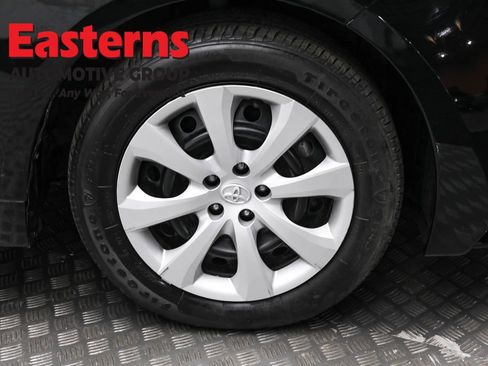 Used 2024 Toyota Corolla LE image 30