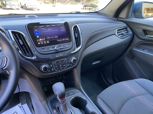 Used 2024 Chevrolet Equinox RS FWD image 23