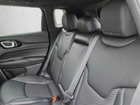 New 2026 Jeep Compass Latitude AWD/4WD image 15