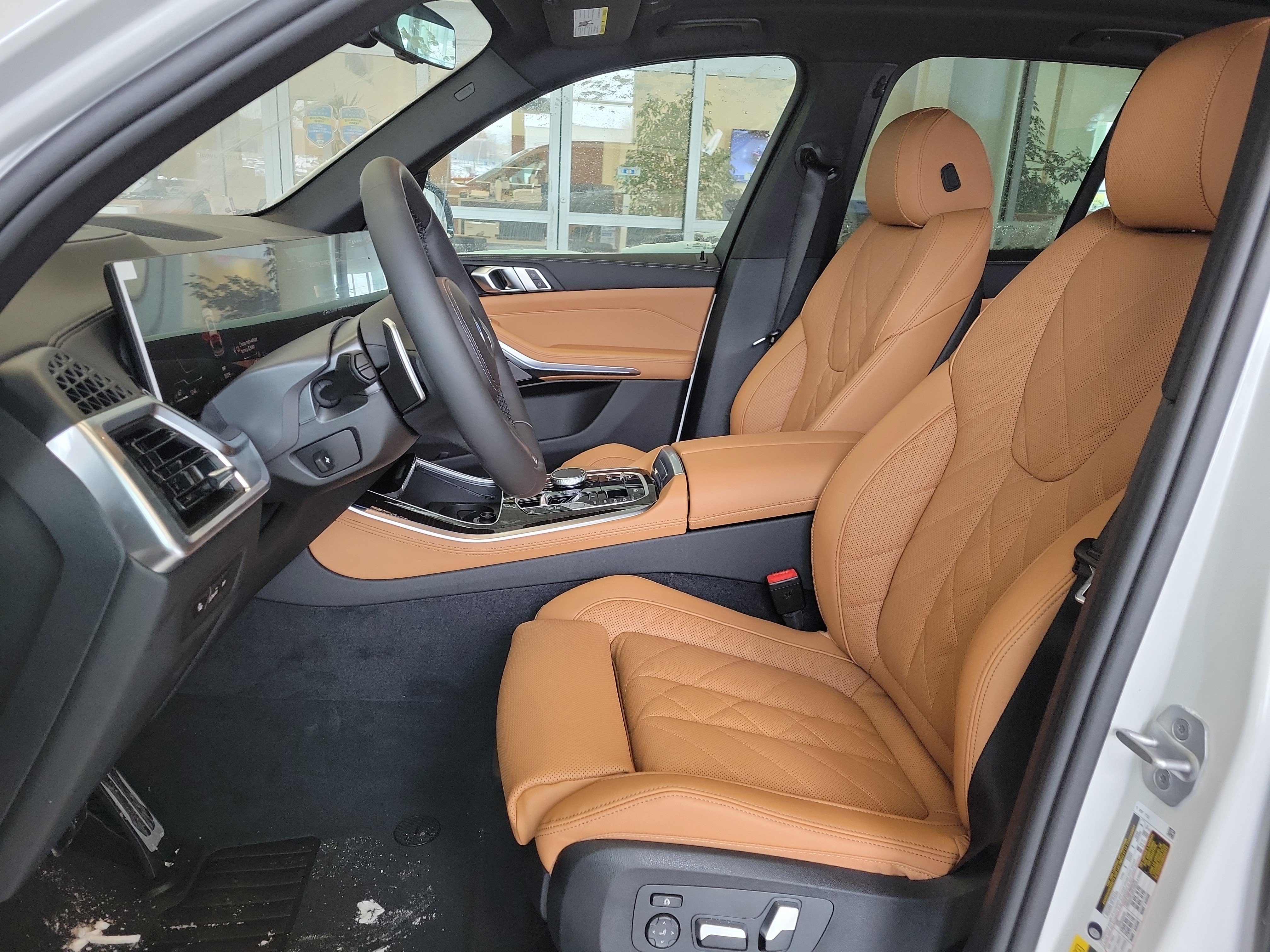 Used 2026 BMW X5 xDrive50e w/ M Sport Package AWD/4WD image 14