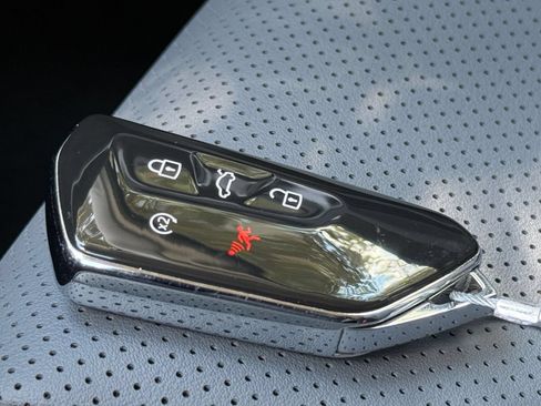 Used 2026 Volkswagen Tiguan SE AWD/4WD image 20