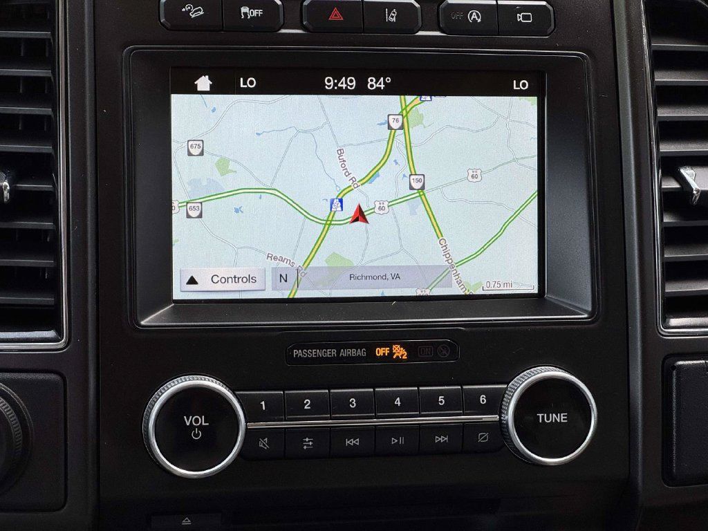 Used 2018 Ford Expedition Limited w/ Equipment Group 302A AWD/4WD image 3