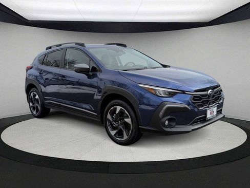 Used 2025 Subaru Crosstrek 2.5i Limited w/ Crosstrek Mirror Package image 2
