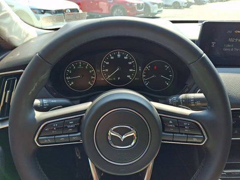 New 2026 MAZDA CX-90 3.3 Turbo w/ Preferred Package AWD/4WD image 19