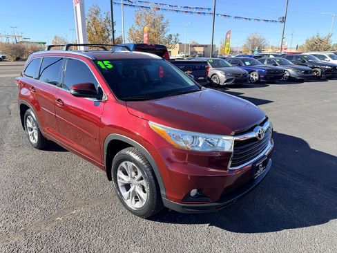 Used 2015 Toyota Highlander XLE image 44