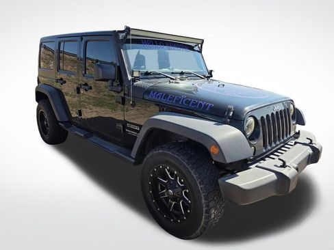 Used 2017 Jeep Wrangler Unlimited Sport w/ Quick Order Package 24S AWD/4WD image 3
