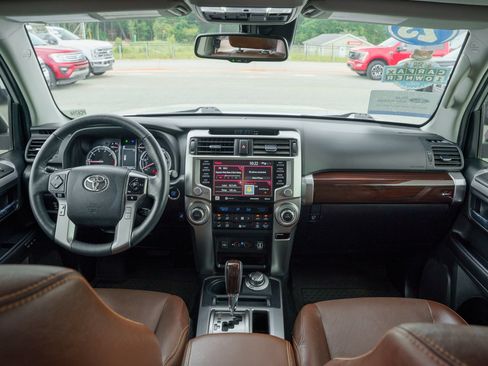 Used 2023 Toyota 4Runner Limited AWD/4WD image 25