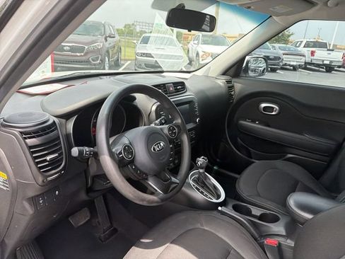 Used 2019 Kia Soul + FWD image 20