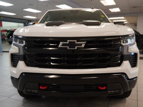 Used 2023 Chevrolet Silverado 1500 LT Trail Boss w/ Protection Package AWD/4WD image 14