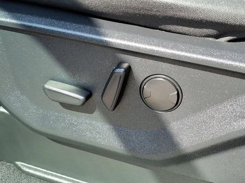 Used 2023 Ford F150 XLT w/ Equipment Group 302A High image 17