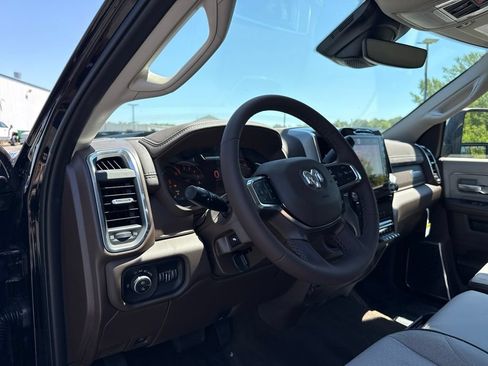 New 2026 RAM 2500 Laramie w/ Towing Technology Group AWD/4WD image 27