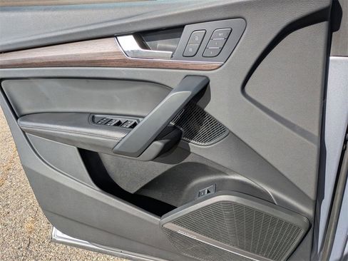 Used 2024 Audi Q5 2.0T Premium Plus image 15