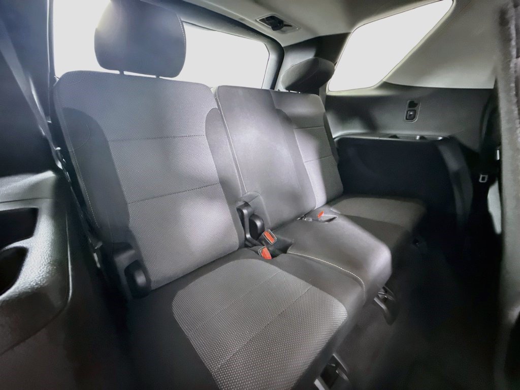 Used 2019 Chevrolet Traverse LT FWD image 40