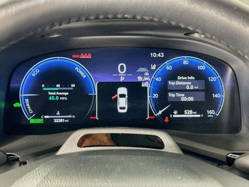 Certified 2025 Toyota Camry XLE w/ Premium Plus Package AWD/4WD image 12