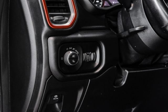 Used 2019 RAM 1500 Rebel AWD/4WD image 33