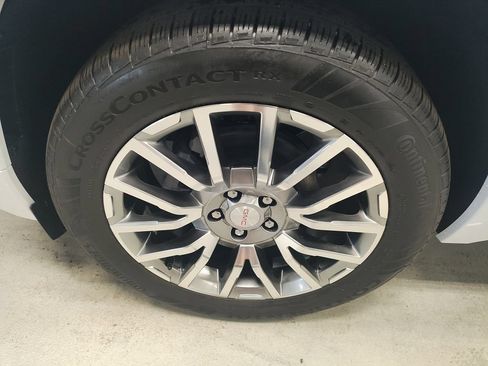 New 2027 GMC Terrain Denali w/ LPO, Floor Liner Package AWD/4WD image 18