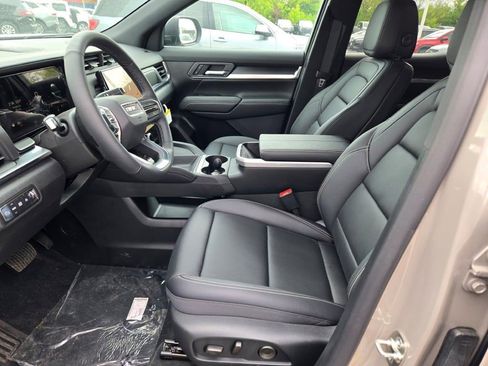 New 2026 GMC Terrain Elevation w/ Elevation Premium Package FWD image 33