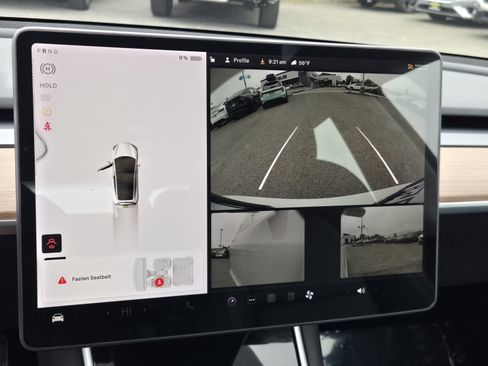 Used 2020 Tesla Model 3 Standard Range Plus RWD image 19