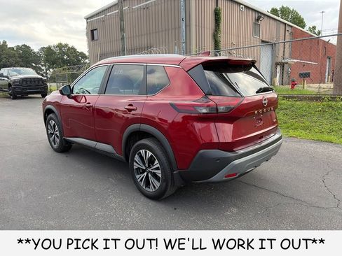 Used 2023 Nissan Rogue SV w/ SV Premium B Package FWD image 4
