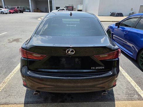 Used 2016 Lexus IS 200t w/ Premium Package RWD image 7