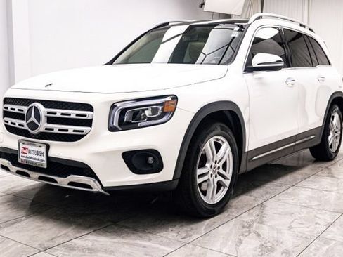 Used 2022 Mercedes-Benz GLB 250 4MATIC image 6