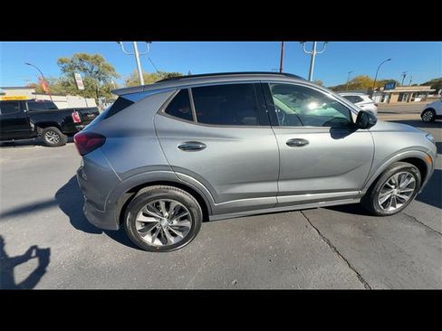 Certified 2021 Buick Encore GX Essence w/ Advanced Technology Package image 9